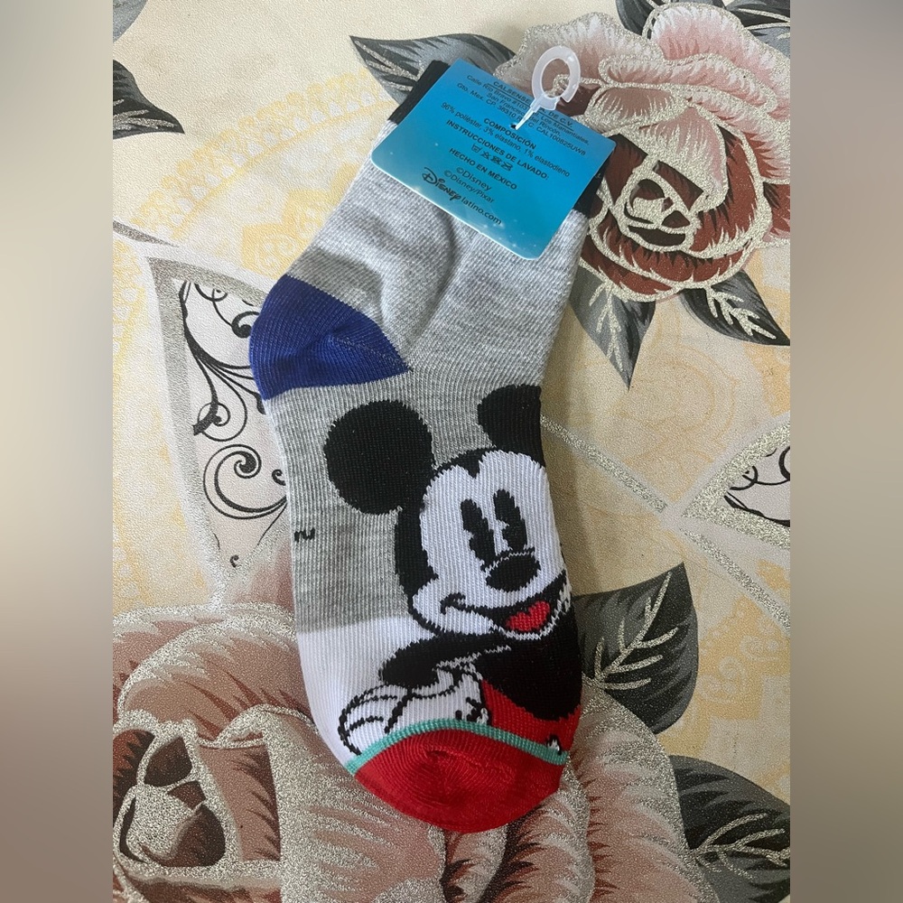 NWT Mickey Mouse & Pluto Socks